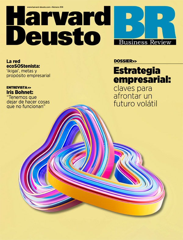Portada última revista de Business Review