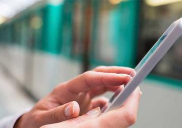 https://www.harvard-deusto.com/sites/default/files/styles/article_normal/public/2021-08/aplicaciones-moviles.jpg?itok=oO1wm1ns&x=1785615039