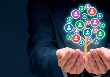 https://www.harvard-deusto.com/sites/default/files/styles/article_normal/public/2021-08/tendencias-recursos-humanos.jpg?itok=3crnOv48&x=1746539225