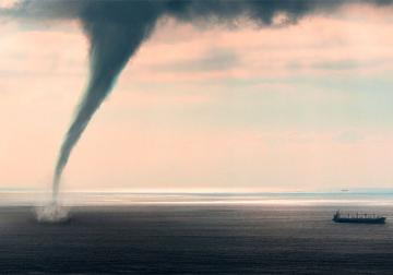 https://www.harvard-deusto.com/sites/default/files/styles/article_normal/public/2021-11/tormenta-perfecta.jpg?itok=VLVSwjOd&x=1790046113