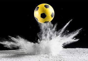 https://www.harvard-deusto.com/sites/default/files/styles/article_normal/public/2022-05/camiseta-equipos-futbol.jpg?itok=Ld1itMnL&x=1754567234
