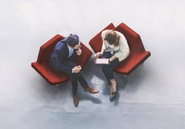 https://www.harvard-deusto.com/sites/default/files/styles/article_normal/public/2022-07/conversacion-cliente-contexto.jpg?itok=Za9r7C96&x=1777717940