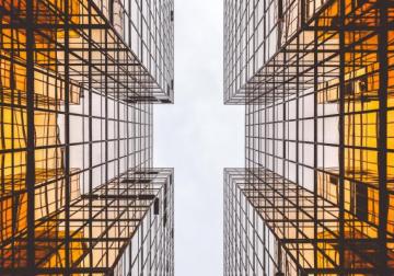 https://www.harvard-deusto.com/sites/default/files/styles/article_normal/public/2022-07/dialogo-profesionales.jpg?itok=zPFCRQQz&x=1755456591