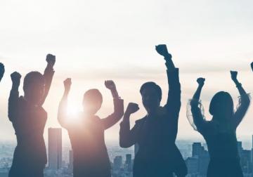 https://www.harvard-deusto.com/sites/default/files/styles/article_normal/public/2023-01/tendencias-claves_0.jpg?itok=bPAp_6kD&x=1756237337