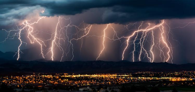 Renacimiento, faros y tormentas: el desarrollo profesional en tiempos de incertidumbre